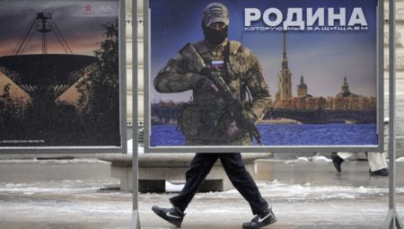 Putin’in yeni cephesi: Rus romanlarındaki savaş daveti